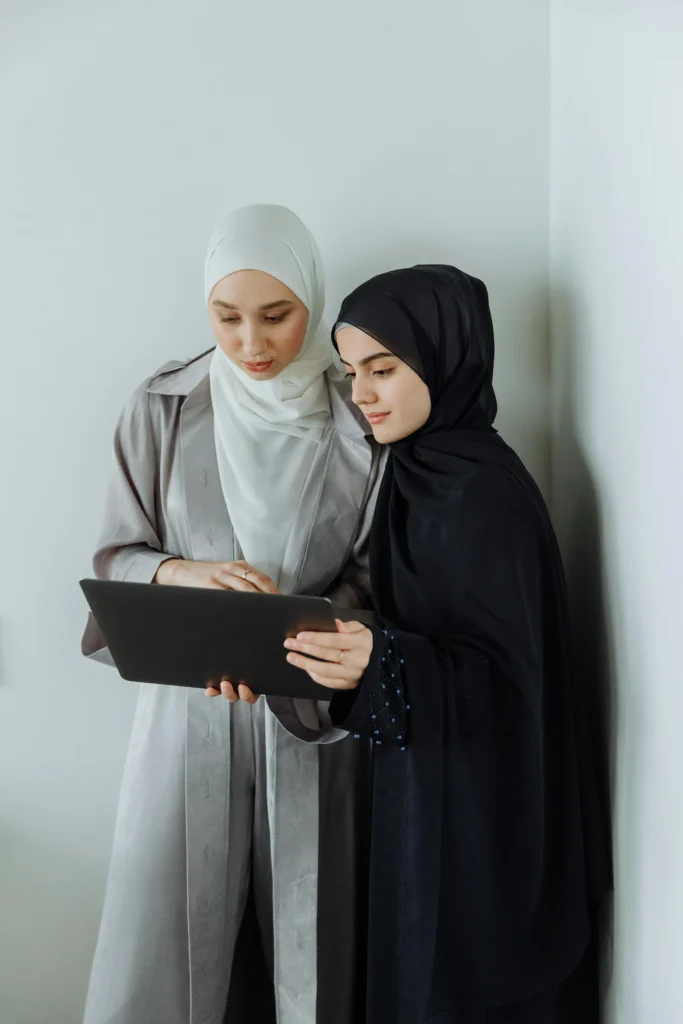 Everyday Abaya Office