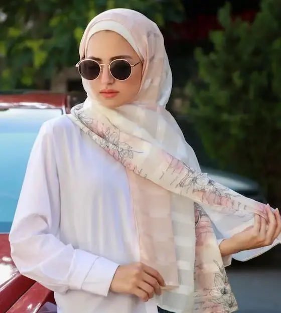 Winter Hijab Pairing Bold