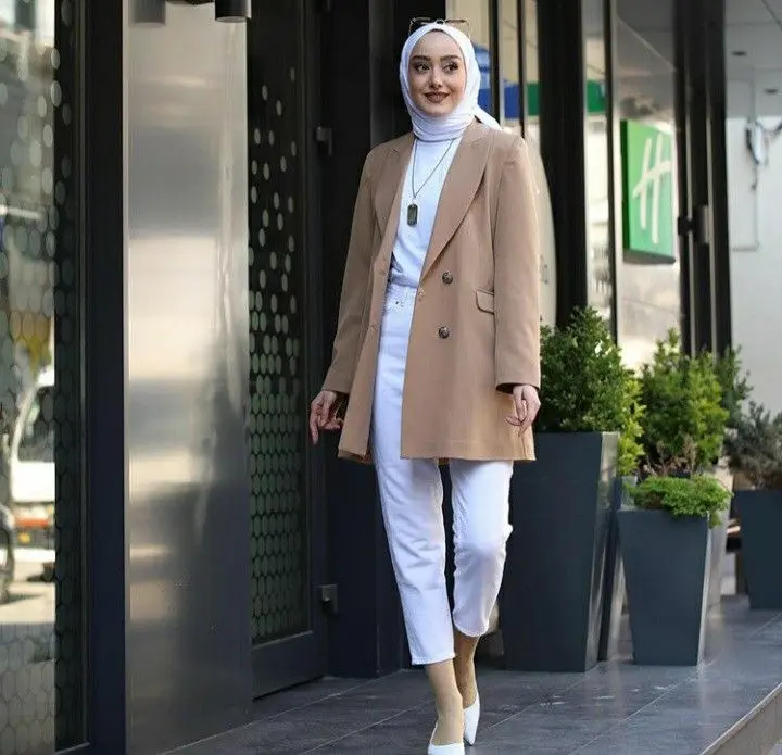 Modest Blouse Types for Work