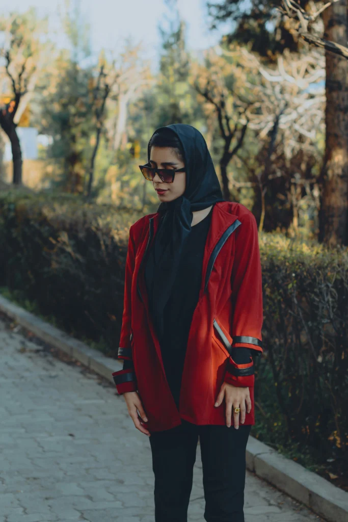 Layer Smartly Without Losing a Clean Aesthetic