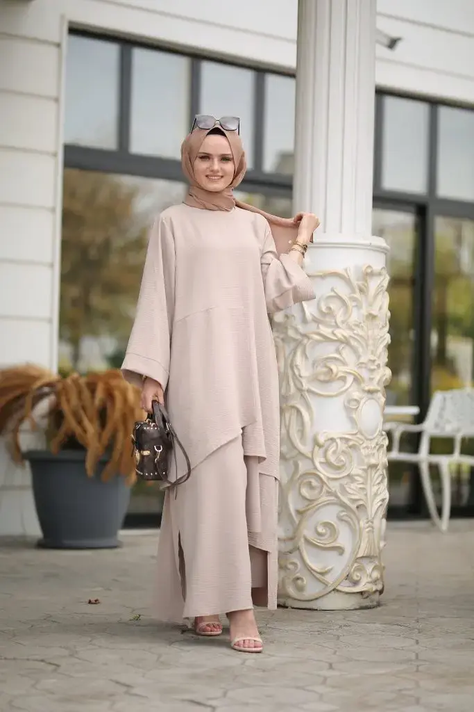 Hijab Styles for Busy Errand Days