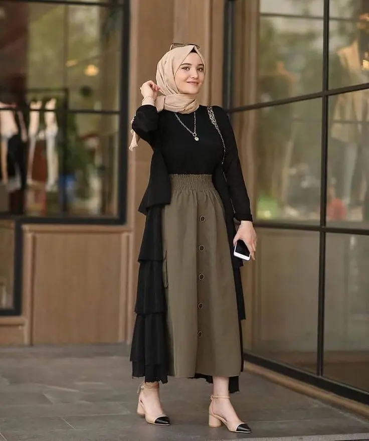 Styling Clean Neutrals