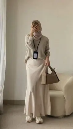 Lightweight Knitwear