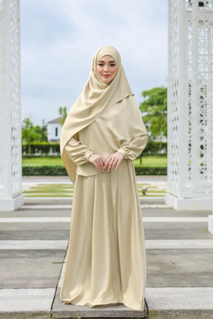 Neutral and Deep Tones